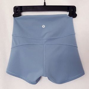 NEW Lululemon In Movement Everlux Shorts sz 4